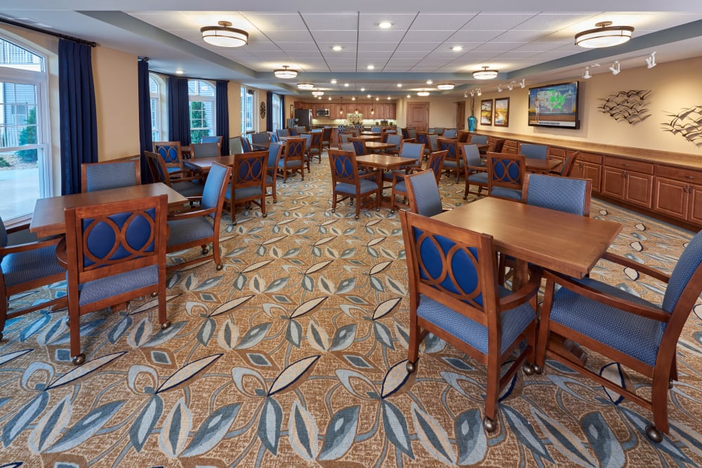 Dining room at Applewood Pointe of Champlin community in Champlin,  Minnesota. 