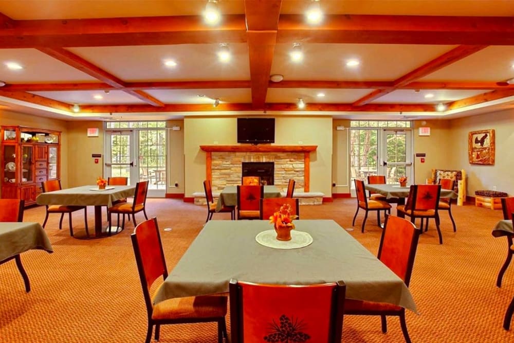 Spacious resident dining room at Milestone Senior Living Eagle River in Eagle River, Wisconsin.