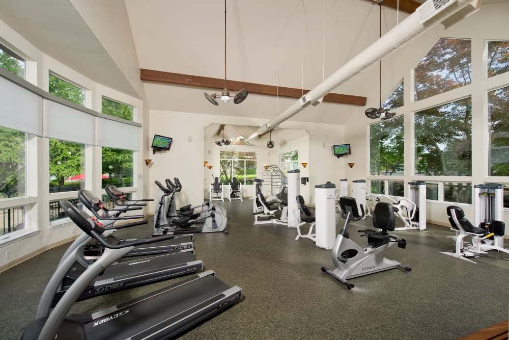 Fitness center at residence at Altamont Summit in Happy Valley, Oregon
