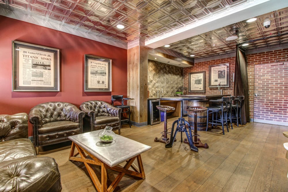 Rustic decor in the clubhouse lounge at Olympus Steelyard in Chandler, Arizona