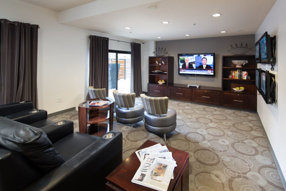 Media room with comfortable seating for watching movies at Tower 737 Condominium Rentals in San Francisco, California