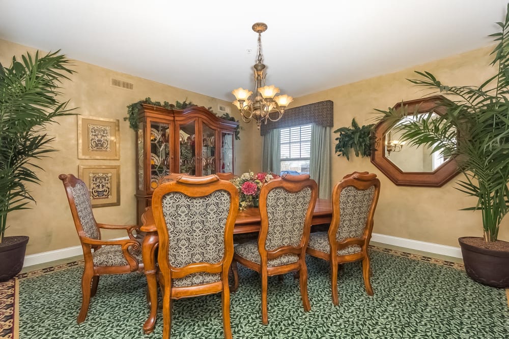 Private dining room at Applewood Pointe of Woodbury in Woodbury, Minnesota. 