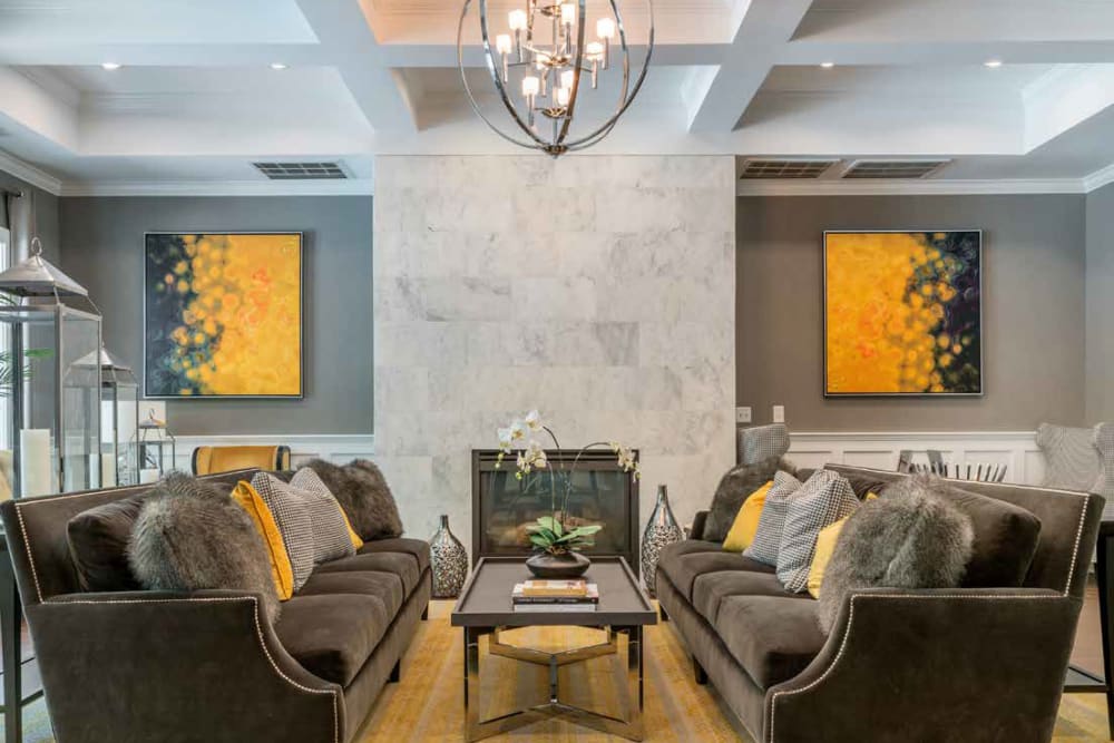 Resident lounge at Ellington Metro West in Westborough, Massachusetts
