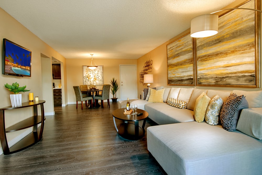 Open floor plans at Avia McCormick Ranch Apartments in Scottsdale, Arizona