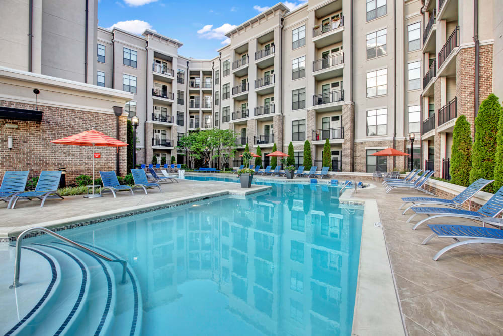 Luxurious swimming pool at Mark at West Midtown in Atlanta, Georgia