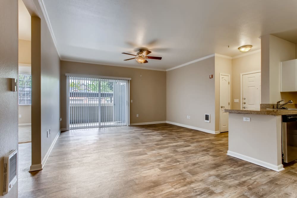 Luxury 1, 2 & 3 Bedroom Apartments in Hillsboro, OR