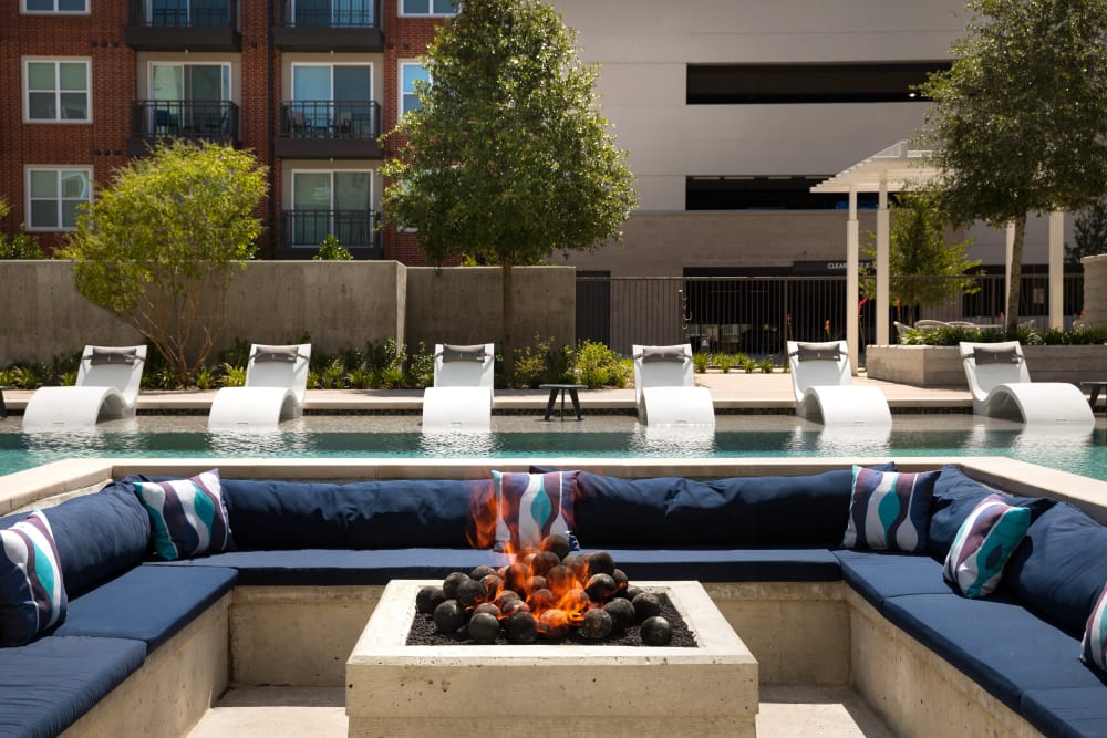 Fire pit near the pool at Lux on Main in Carrollton, Texas