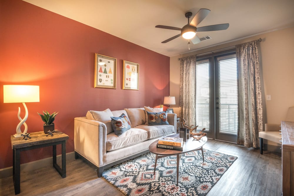 Carrollton 1 & 2 Bedroom Apartments for Rent
