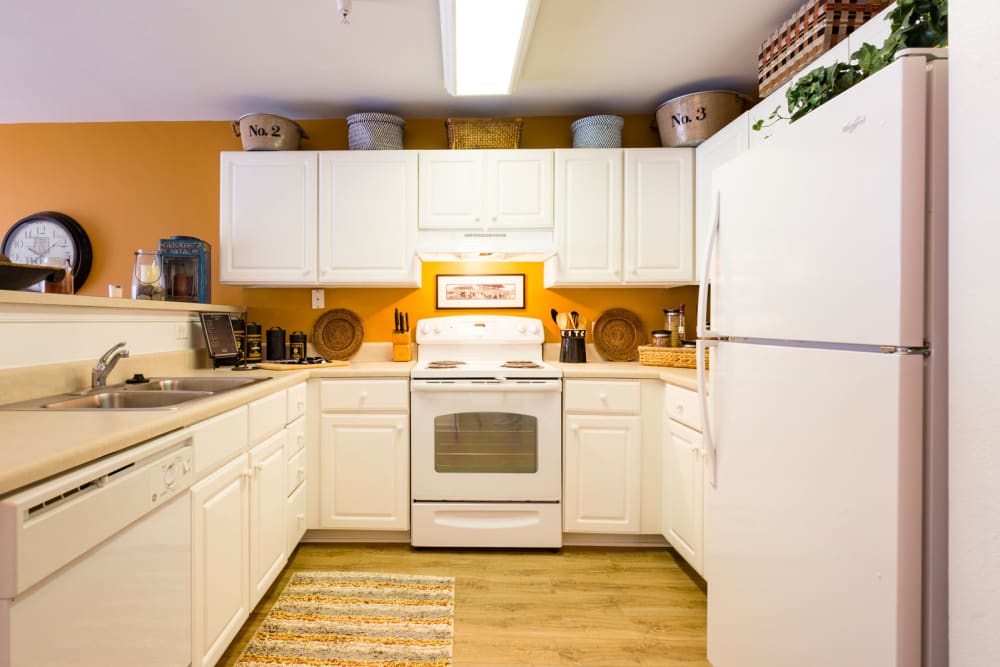 Spacious kitchen at Belmont Landing in Farmville, Virginia