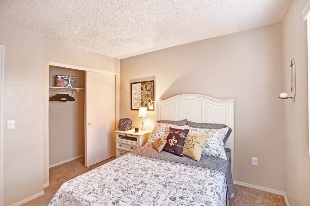 Photos of Starrview at Starr Pass Apartments in West Tucson, AZ