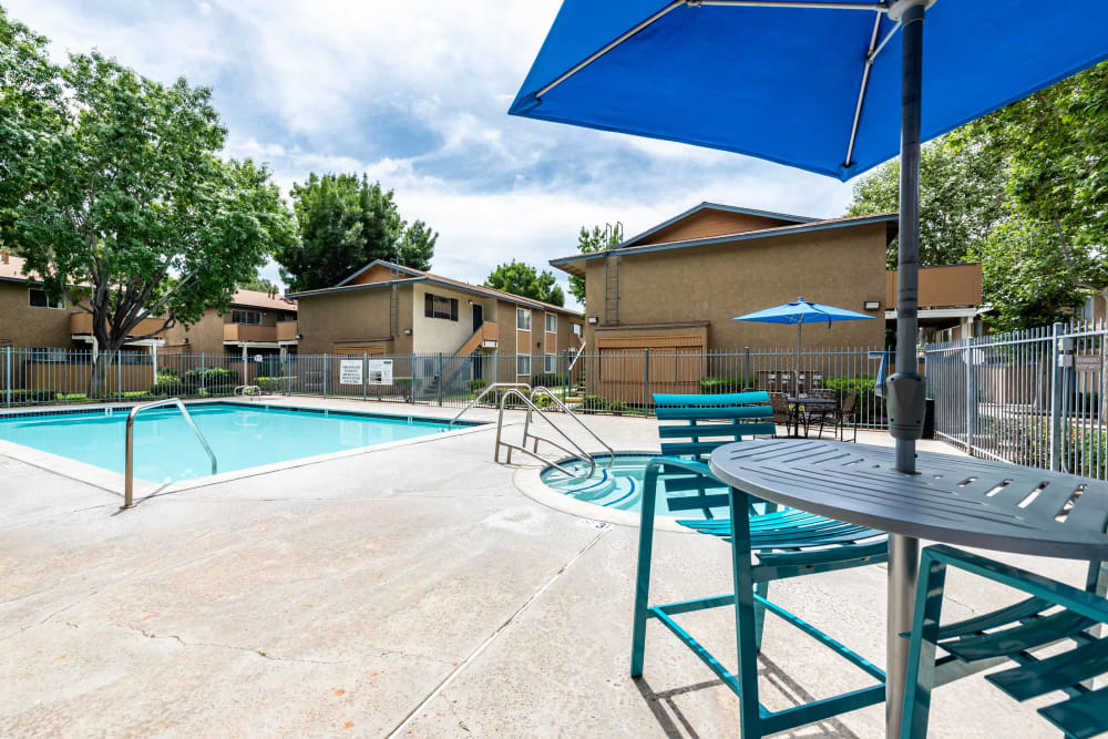 Virtual tour and photos of Sienna Heights Apartment Homes in Lancaster, California