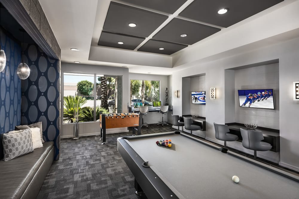 Community entertainment center at Avenue 25 Apartments in Phoenix, Arizona