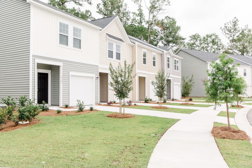 Exterior photo of apartments at Artisan Living Bella Citta in Davenport, FL