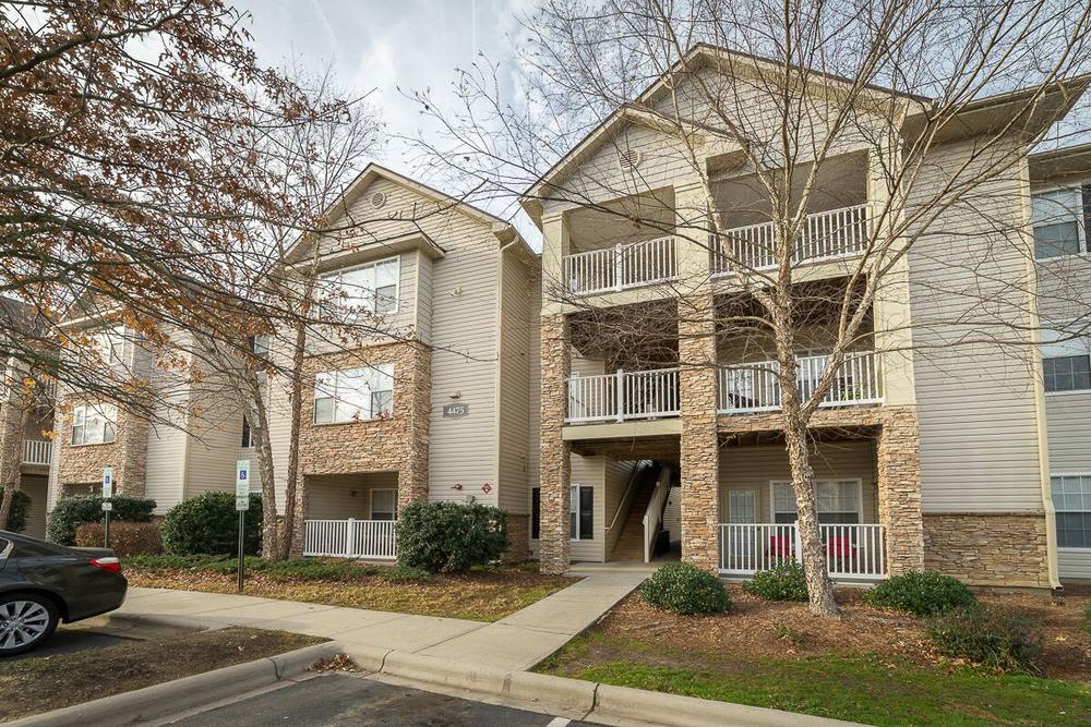 Photos of The Enclave at Deep River in Greensboro, NC