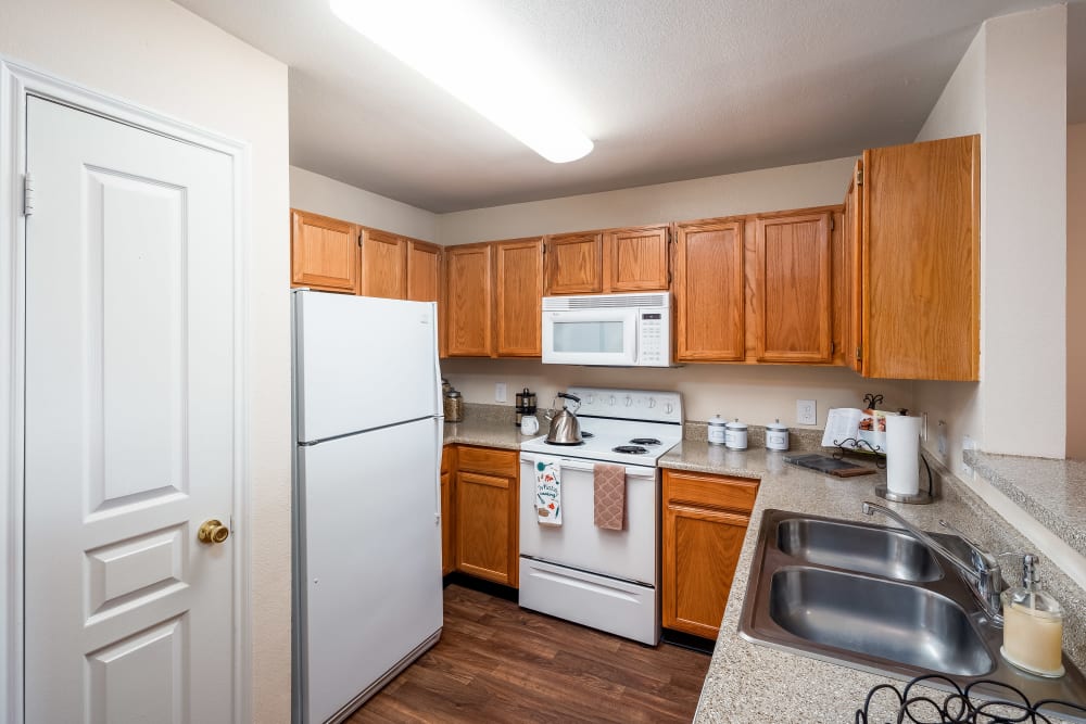 Photos of Arbrook Park Apartment Homes in Arlington, TX