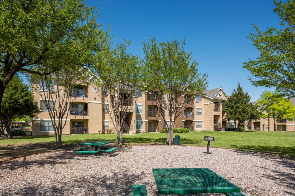 Photos of Arbrook Park Apartment Homes in Arlington, TX