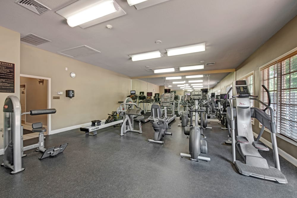 Photos of Woodway at Trinity Centre Apartments in Centreville, VA