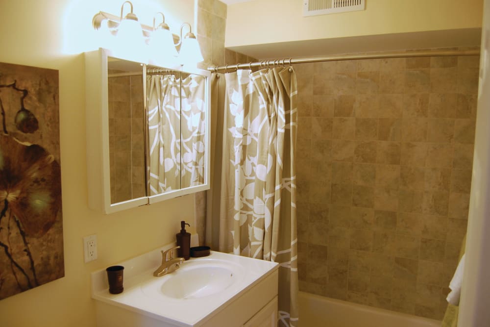 The Heights At Marlborough offers a Beautiful Bathroom in Marlborough, Massachusetts