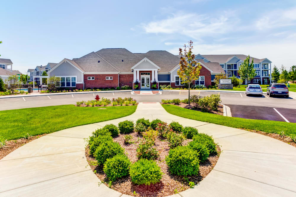 Well manicured exterior landscape at Northgate Crossing in Wheeling, Illinois