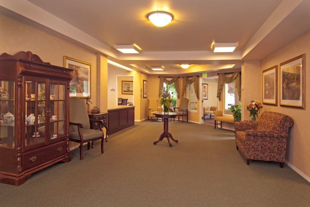 The lobby at Patriots Glen in Bellevue, Washington. 
