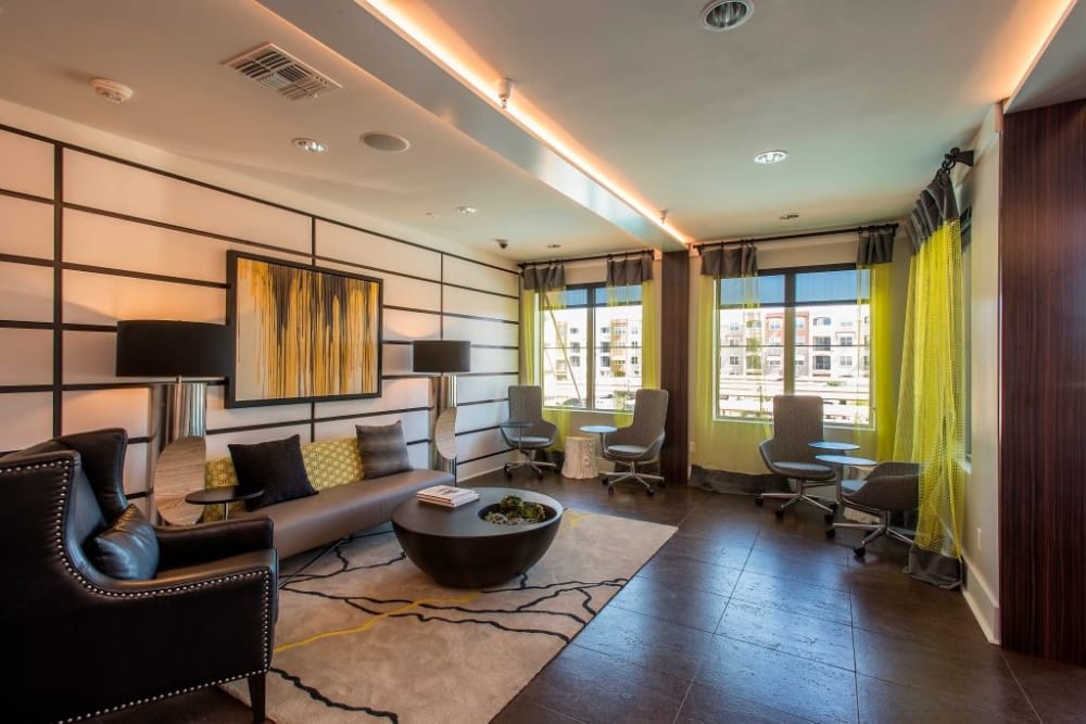 Photos of Luxe Scottsdale Apartments Apartments in