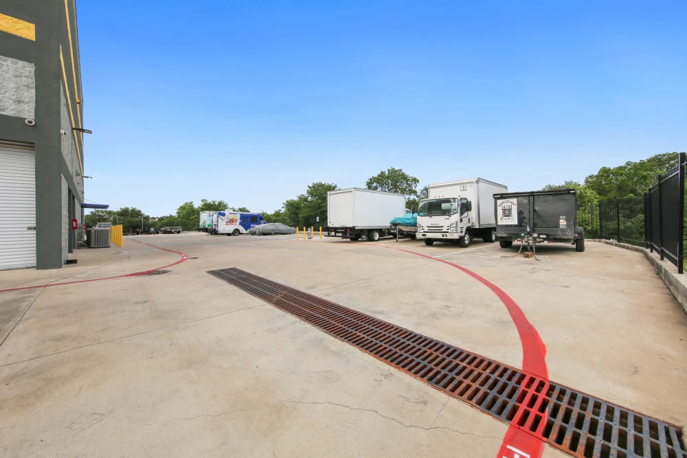 Self Storage In Plano Tx Storage Star Alma Drive