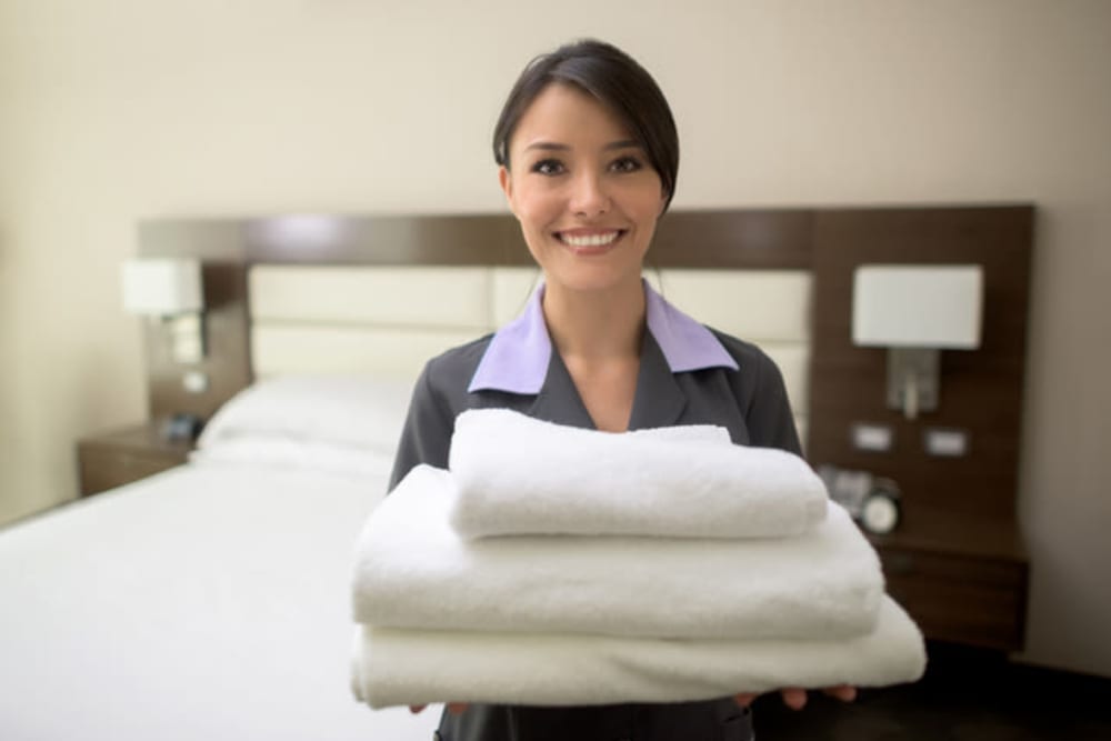 Housekeeper at Harmony at Bellevue in Nashville, Tennessee