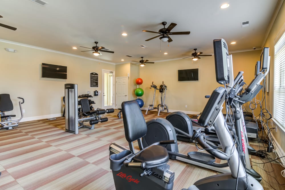 Fitness Center for residents at Commonwealth at 31 in Spring Hill, Tennessee