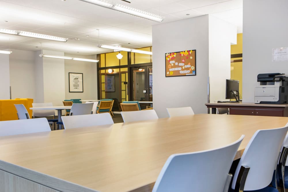 Community study space at INFINITE in Chicago, Illinois