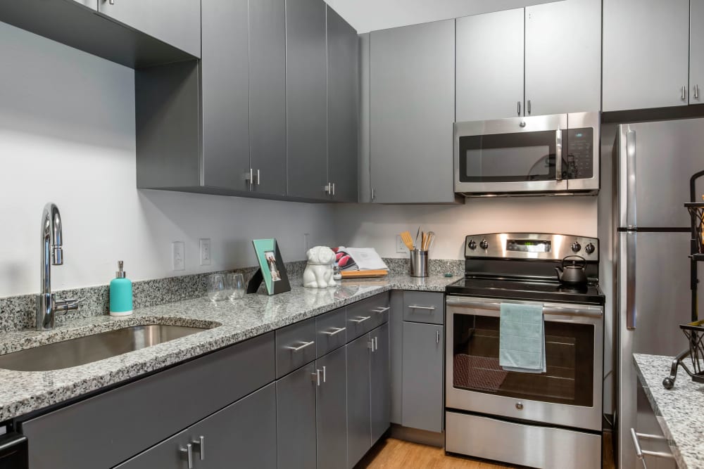 Fully equipped kitchen at Onyx in Tallahassee, Florida