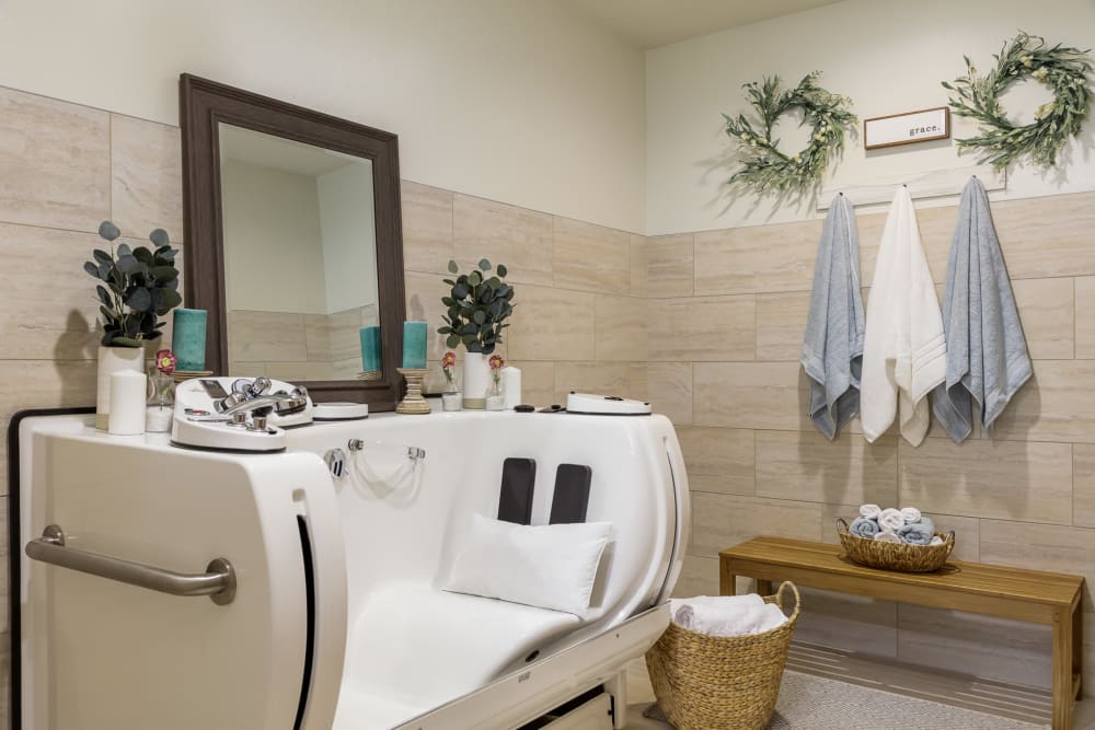 walk-in spa at the salon in Edencrest at The Legacy in Norwalk, Iowa