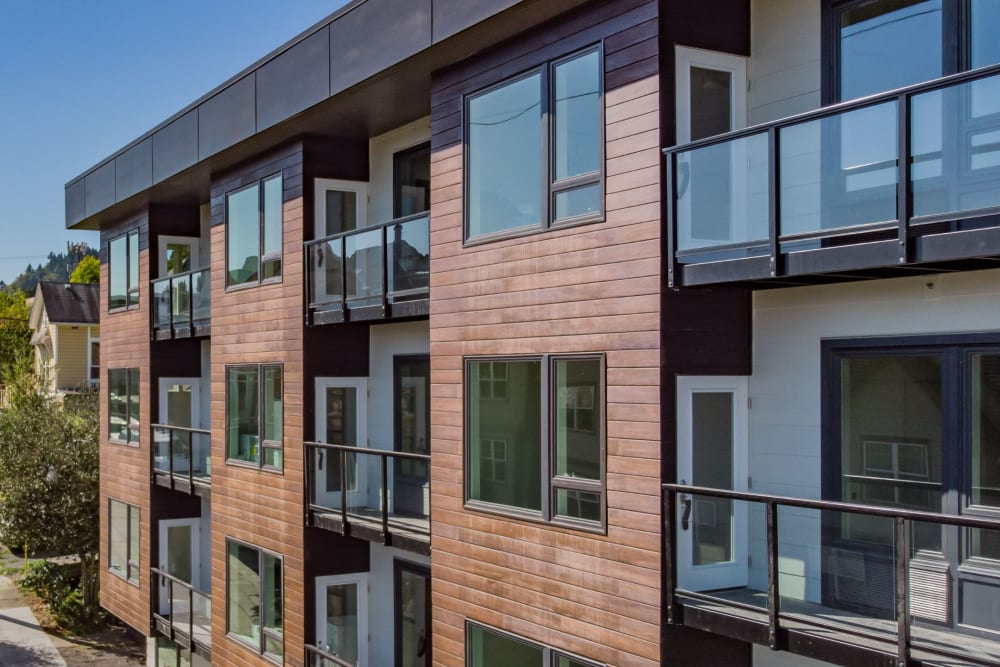 Private balconies at Acqua Apartments in Portland, Oregon
