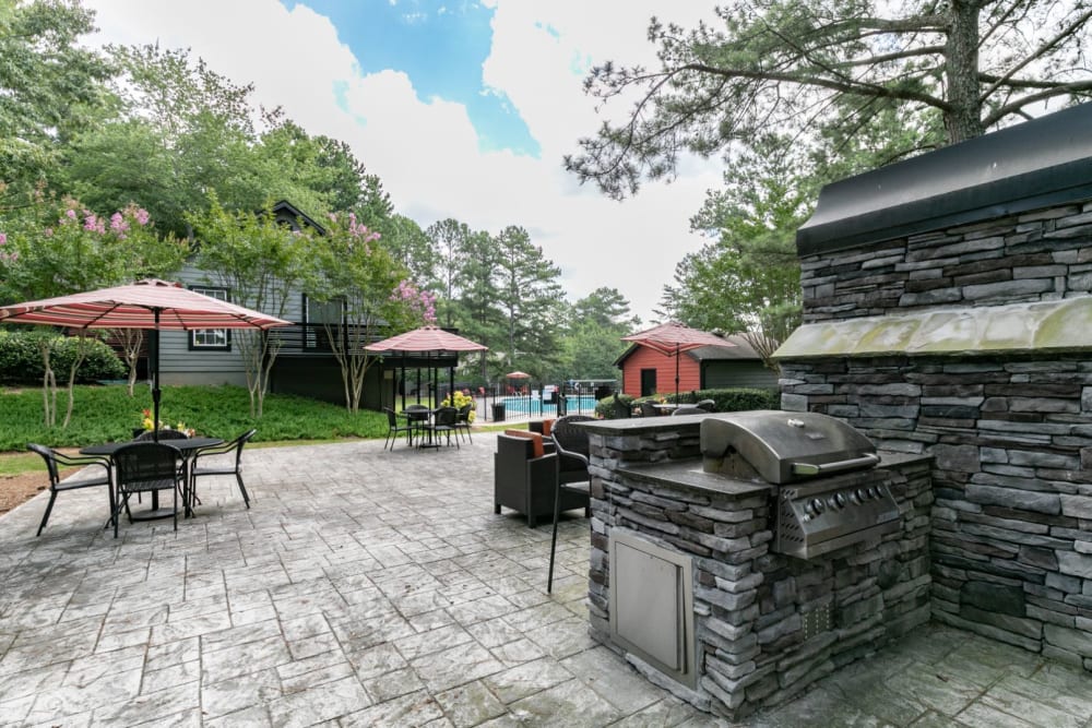 Outdoor patio area at The BelAire Apartment Homes in Marietta, Georgia