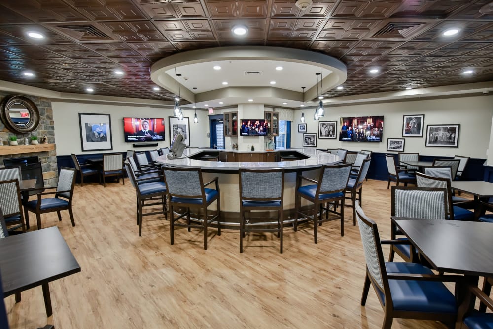 Spacious resident bistro at Merrill Gardens at Glen Mills in Glen Mills, Pennsylvania. 