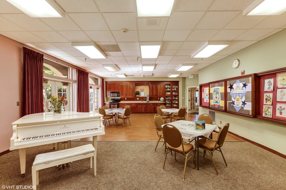 A community room at Sunshine Villa, A Merrill Gardens Community in Santa Cruz, California. 