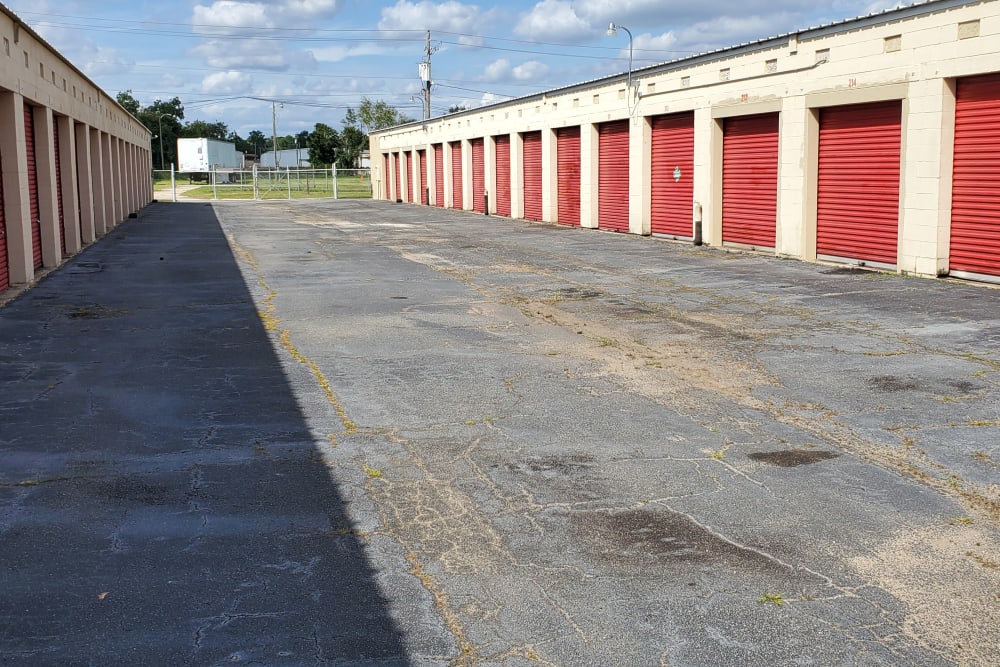 Exterior storage units at StayLock Storage in Albany, Georgia