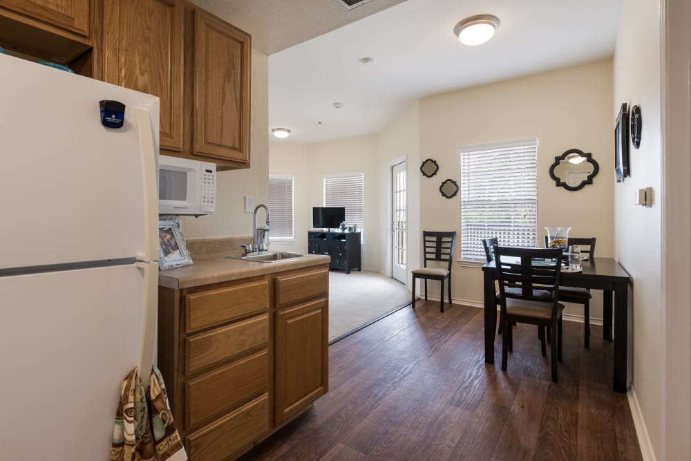 Spacious apartment at Waterview Court in Shreveport, Louisiana