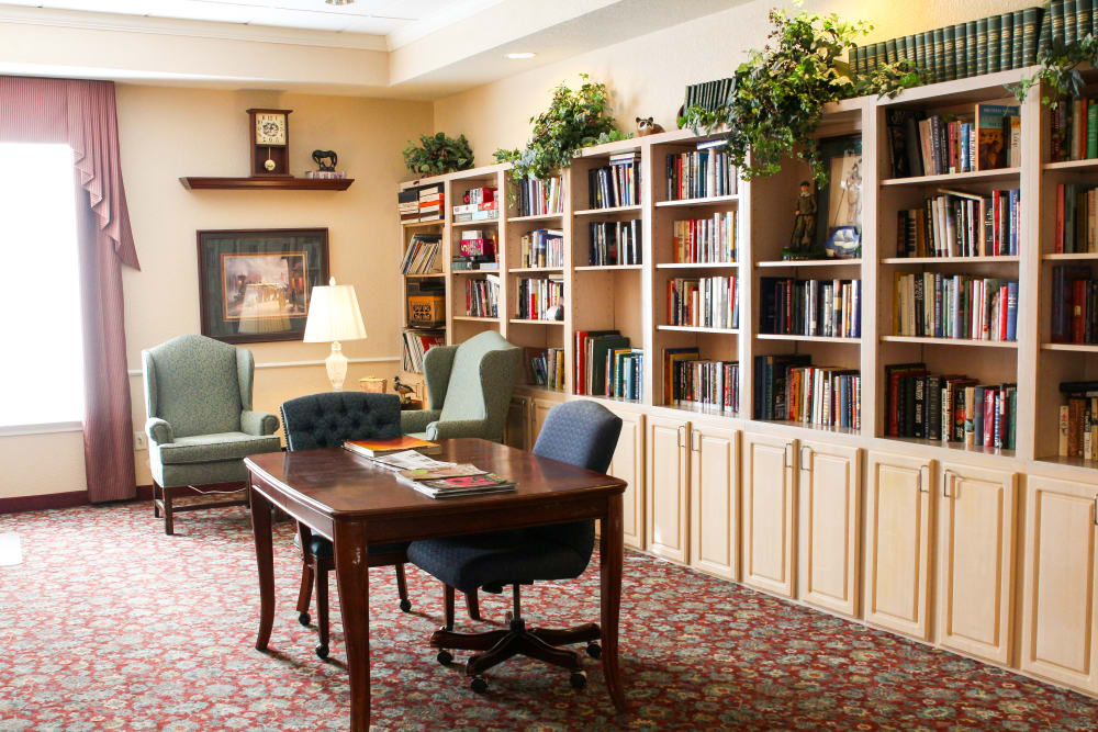 Resident libary at Lionwood in Oklahoma City, Oklahoma.
