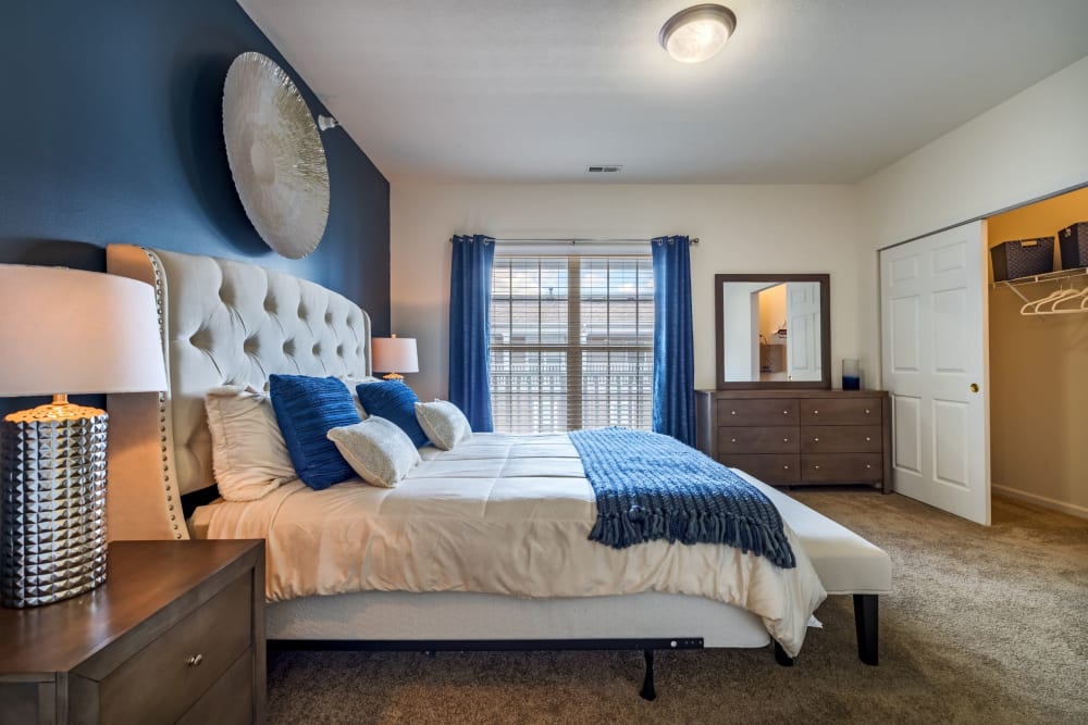 One bedroom virtual tour at The Docks Apartments & Townhomes in Pittsburgh, Pennsylvania