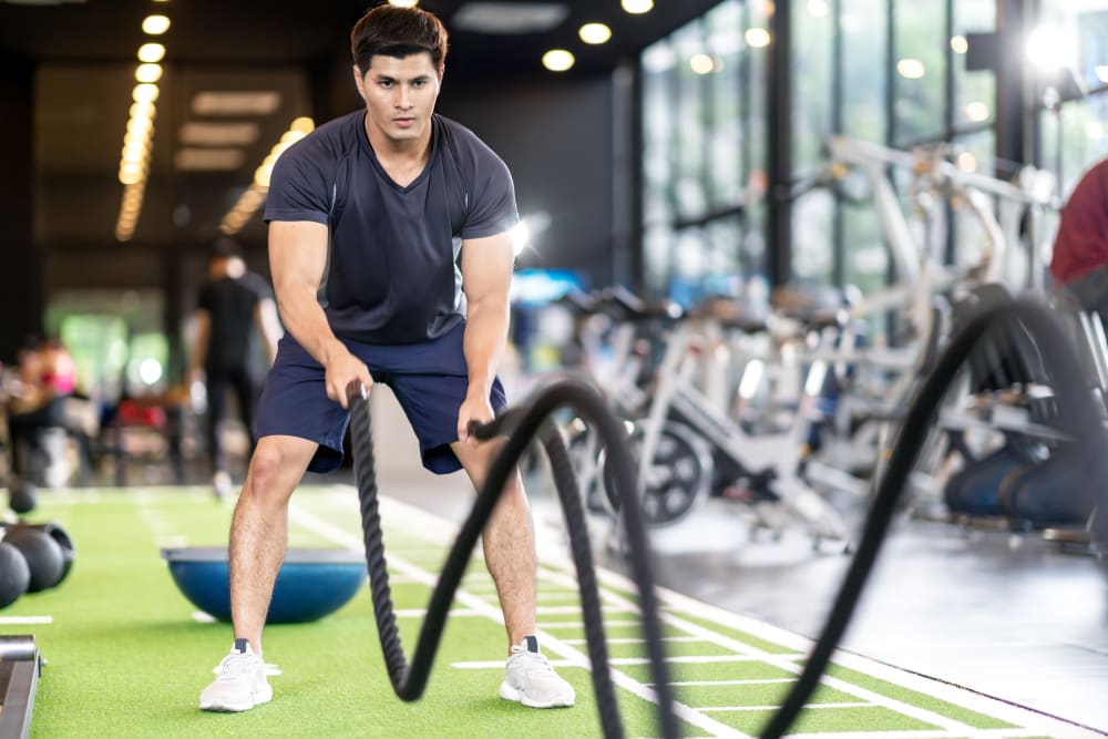 Resident working out at 511 Meeting in Charleston, South Carolina