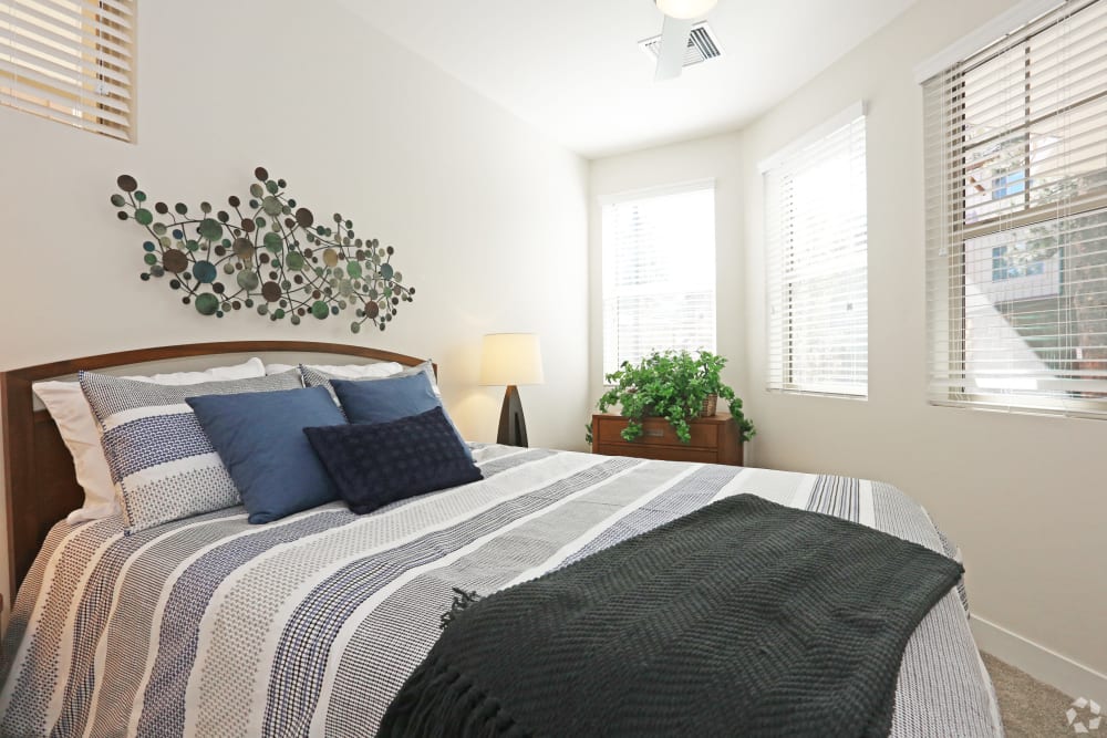 Large resident bedroom at Mountain Trail in Flagstaff, Arizona
