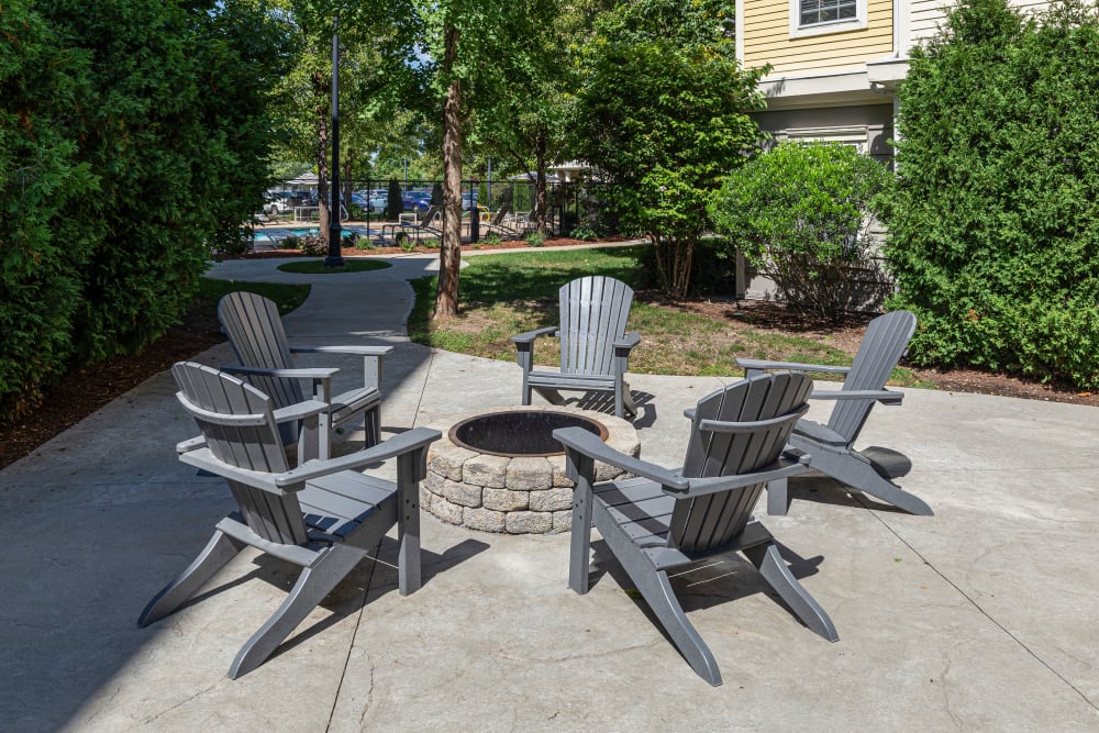 Outdoor firepit with seats for guests at Sofi at Salem Station in Salem, Massachusetts