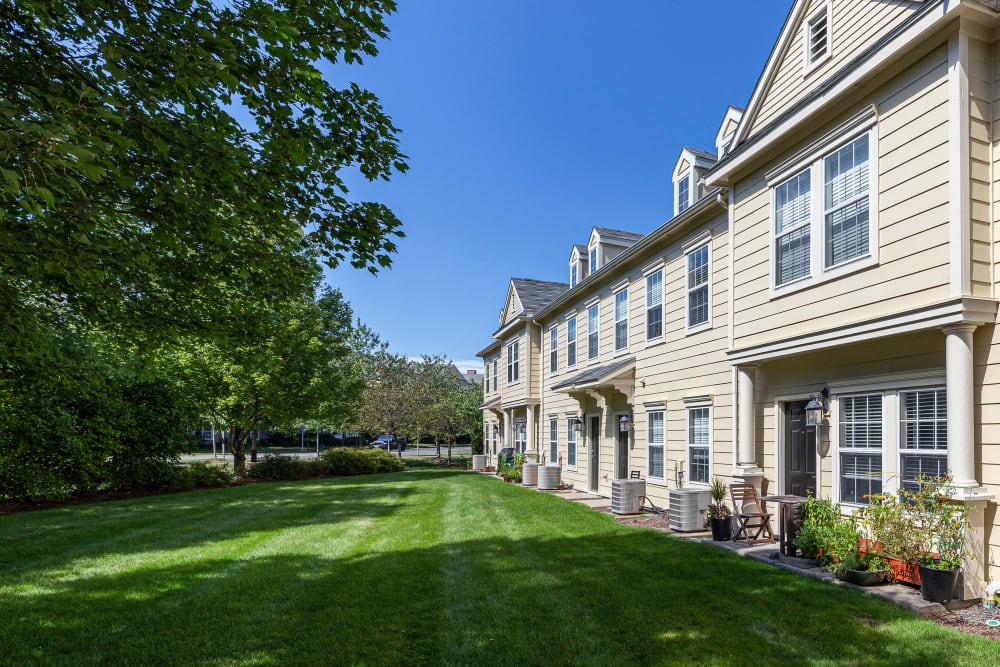 Nicely kept big lawn area at Sofi at Salem Station in Salem, Massachusetts