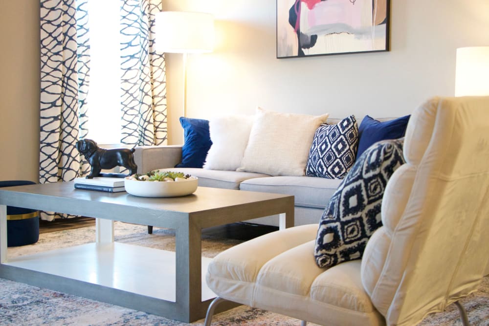 Well decorated living room at Autumn Ridge in Waukee, Iowa