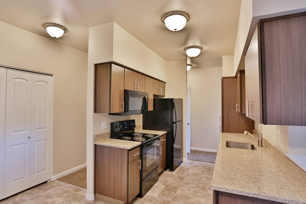 Monmouth, OR Apartments off Hwy 99 W Southtown Apartments