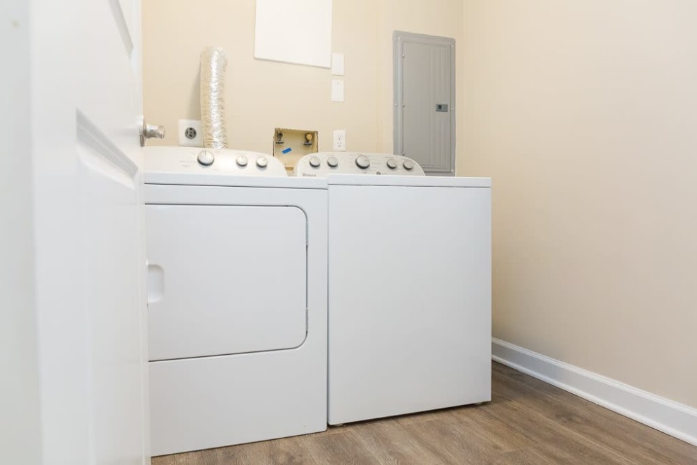 An in-home washer and dryer at Greenhills Apartments & Townhomes in Damascus, Maryland
