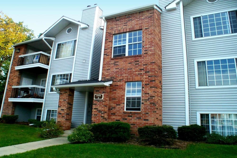 Apartments available at Arbors of Battle Creek Apartments & Townhomes in Battle Creek, Michigan