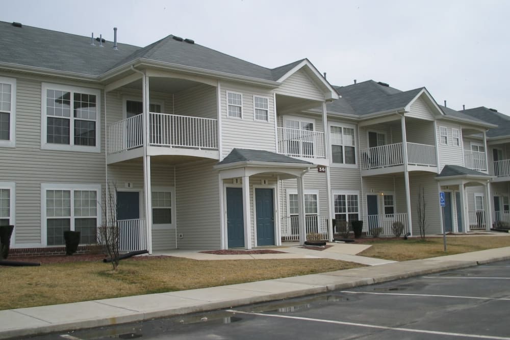Photos of Lake Pointe Apartment Homes Apartments in Portage, IN