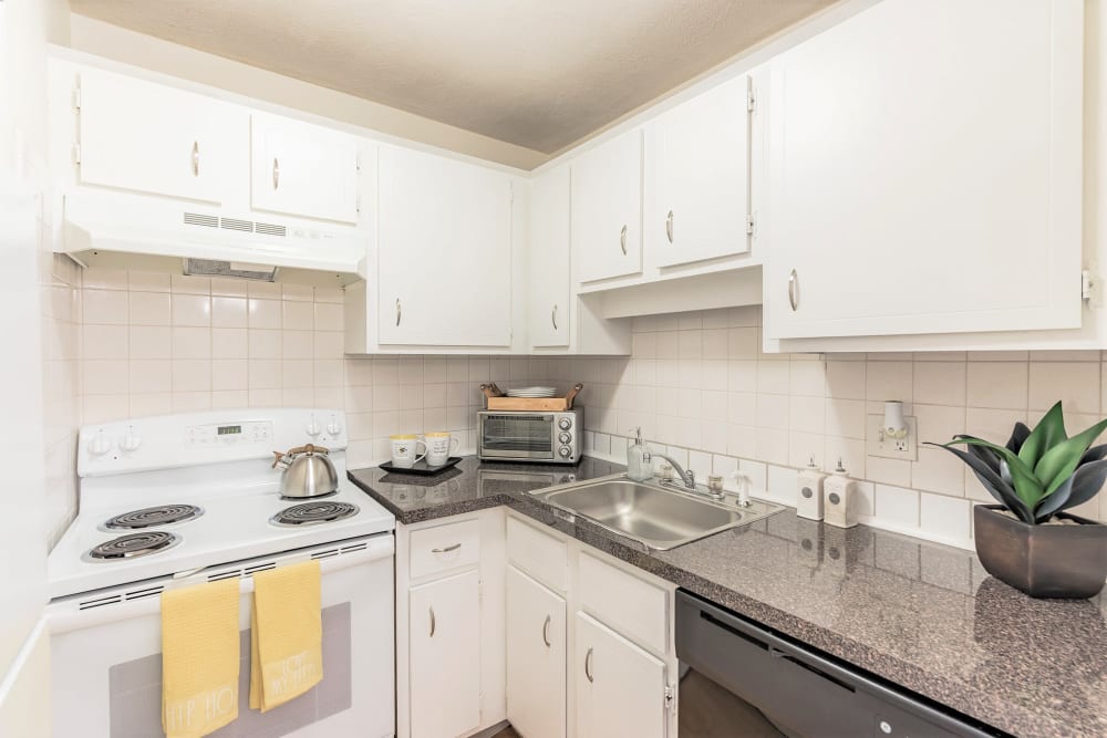 Kitchen with granite counters at Park Village West in Westborough, Massachusetts