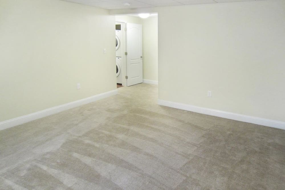 Empty carpeted bedroom ready for move in at Eagle Rock Apartments at West Hartford in West Hartford, Connecticut